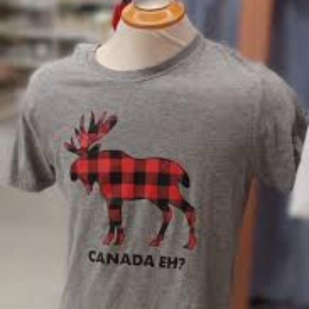 ✨ 3/$20✨ Canada Eh! T Shirt